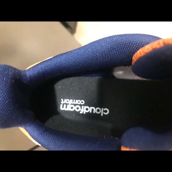 adidas New! 90s VALASION Men’s Sneaks!! - Picture 2 of 7